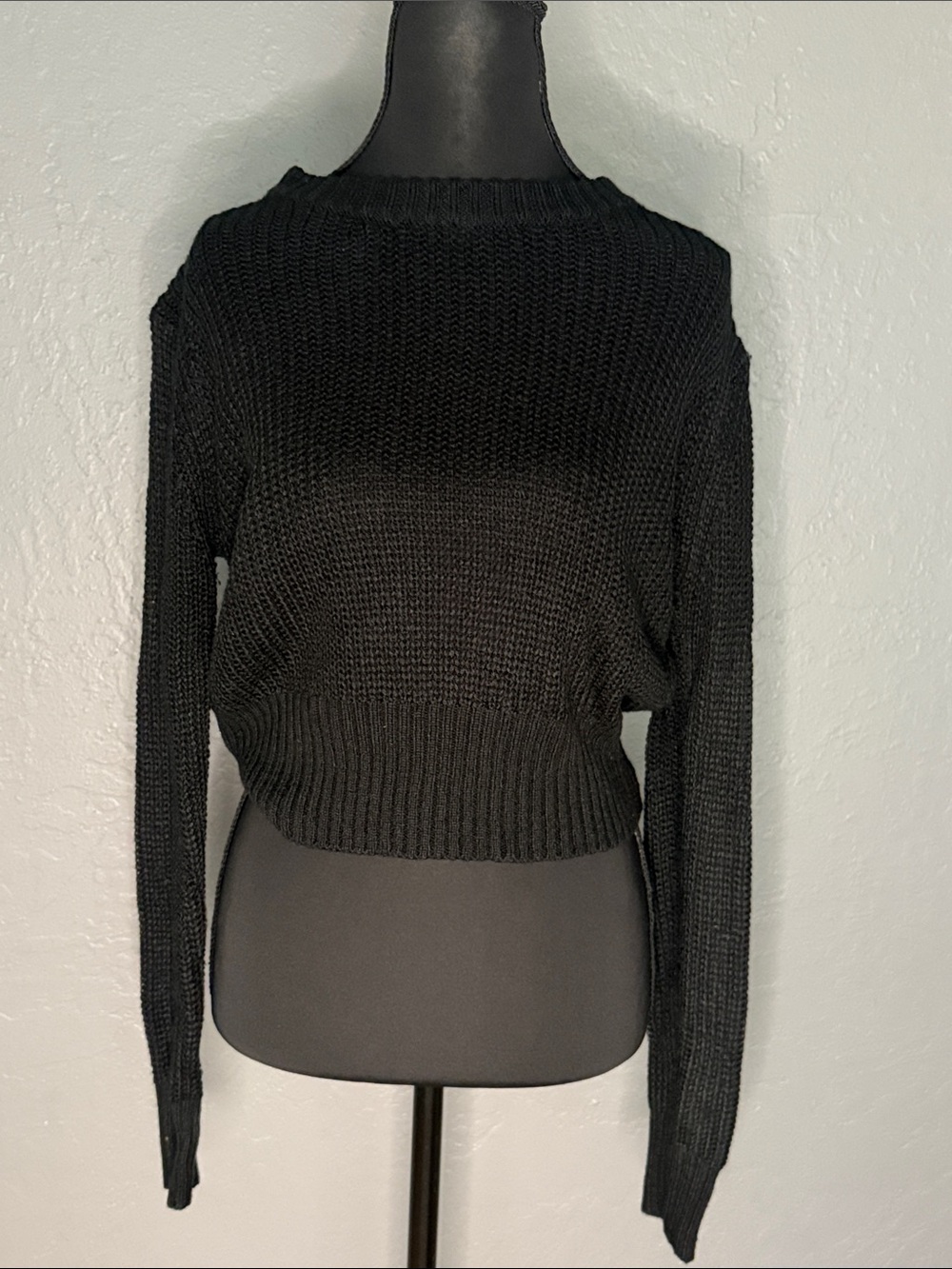 Paradis Miss Black Cropped Crew Neck Sweater